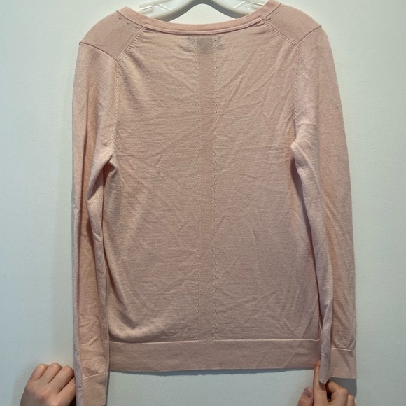 Banana Republic Pink V-Neck Sweater Medium - Picture 2 of 4